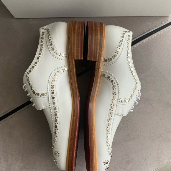 NIB Robert Clergerie Paris White Studded Brogue Shoes size 39.5 - Picture 8 of 15